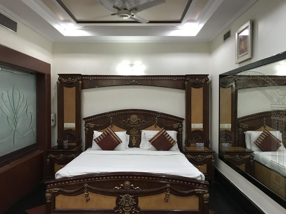 Delite Sarovar Portico Faridábád Kültér fotó