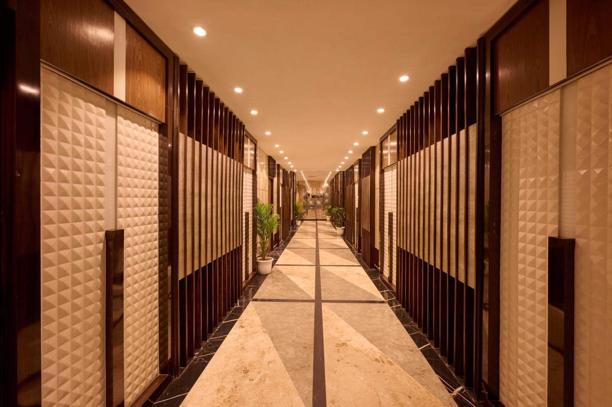 Delite Sarovar Portico Faridábád Kültér fotó