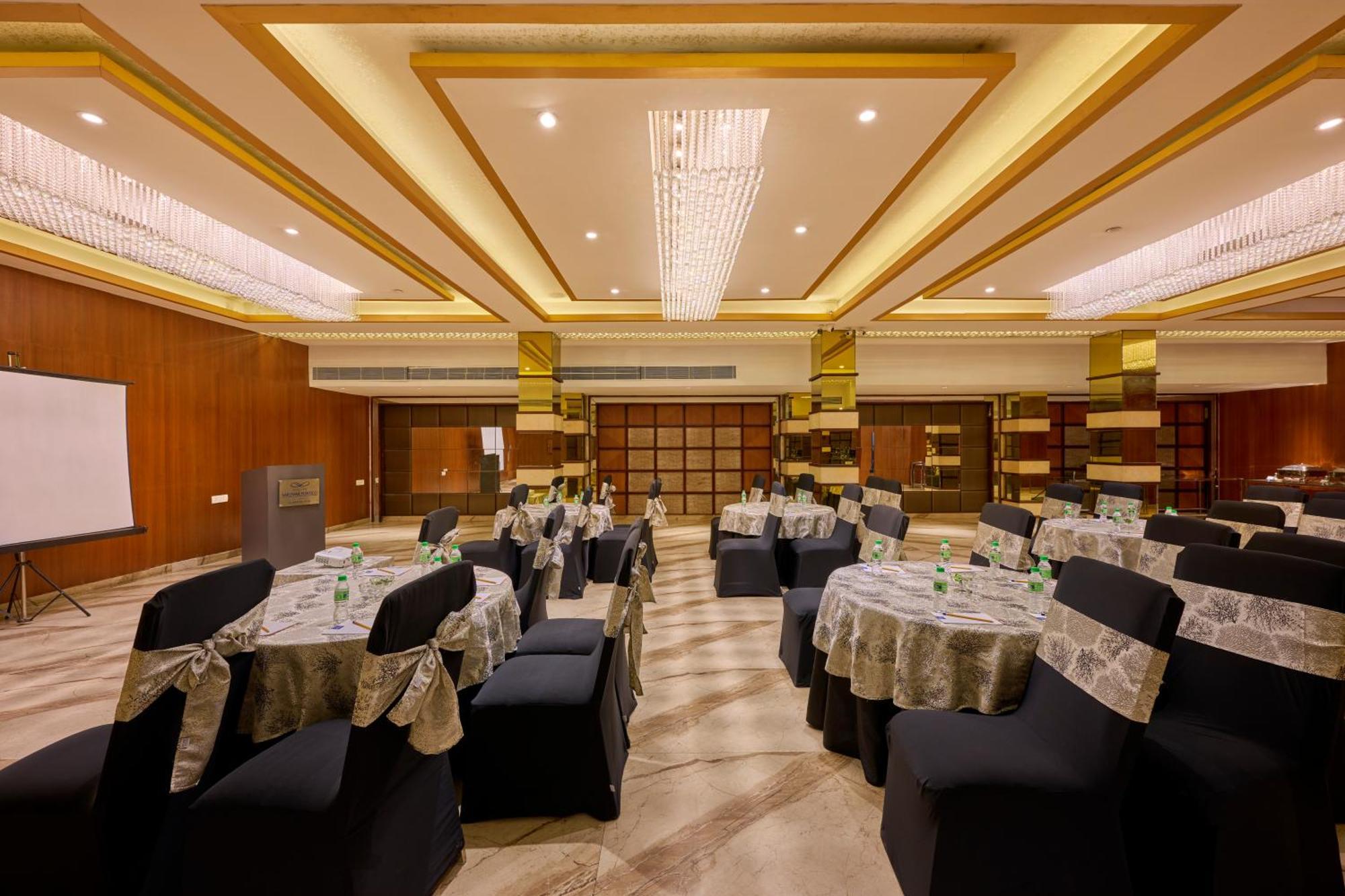 Delite Sarovar Portico Faridábád Kültér fotó